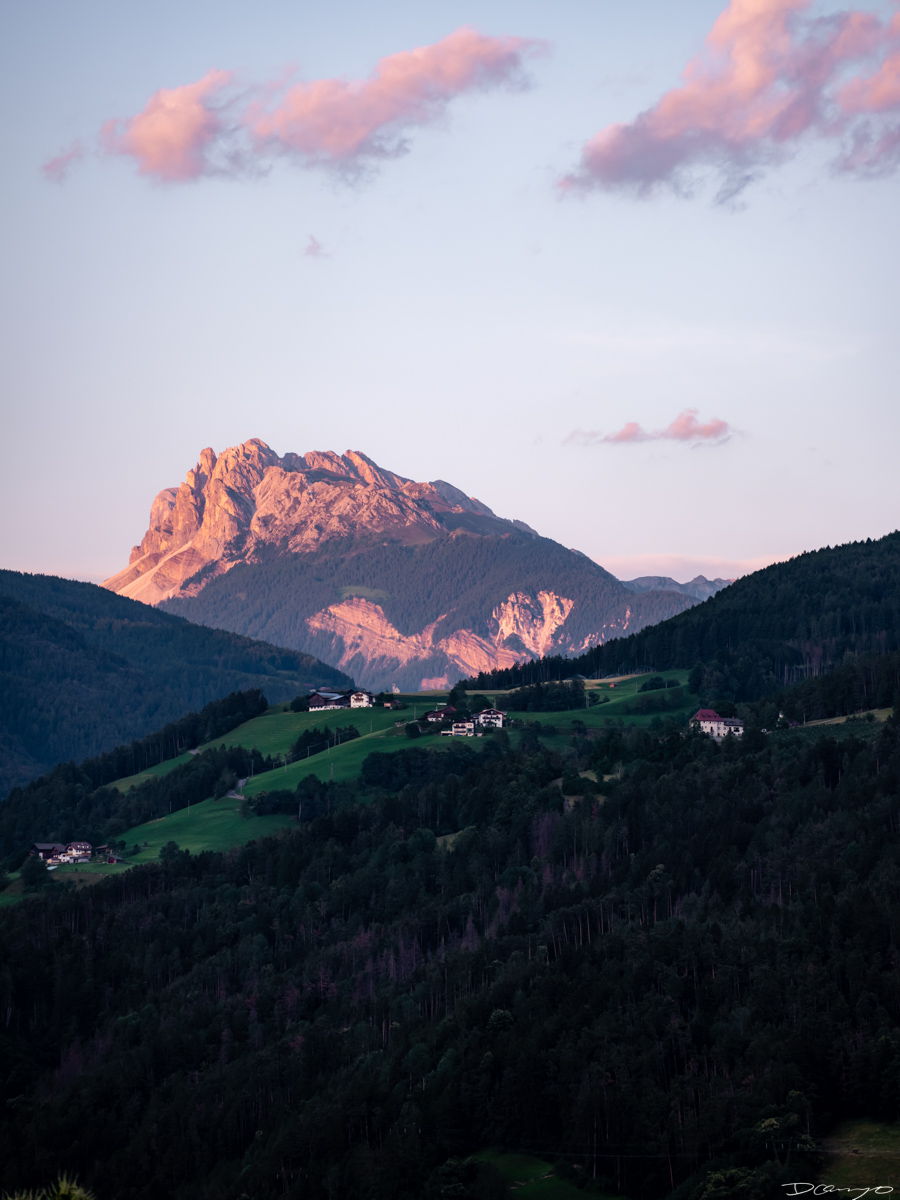Photos from a trip through Italy in Summer of 2023. Locations include Rome, Florence, Tuscany, Castello di Bossi in Chianti, Siena, San Gimignano, Sirmione on Lake Garda, Bologna, Gudon, Italian Dolomites, Seceda, Cadini di Misurina, and Venice.